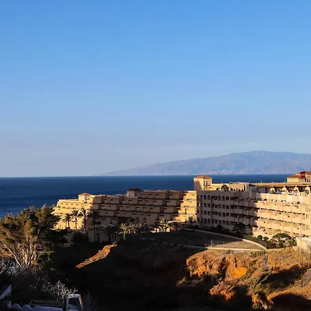 Apartament Ocean Garden Lv *